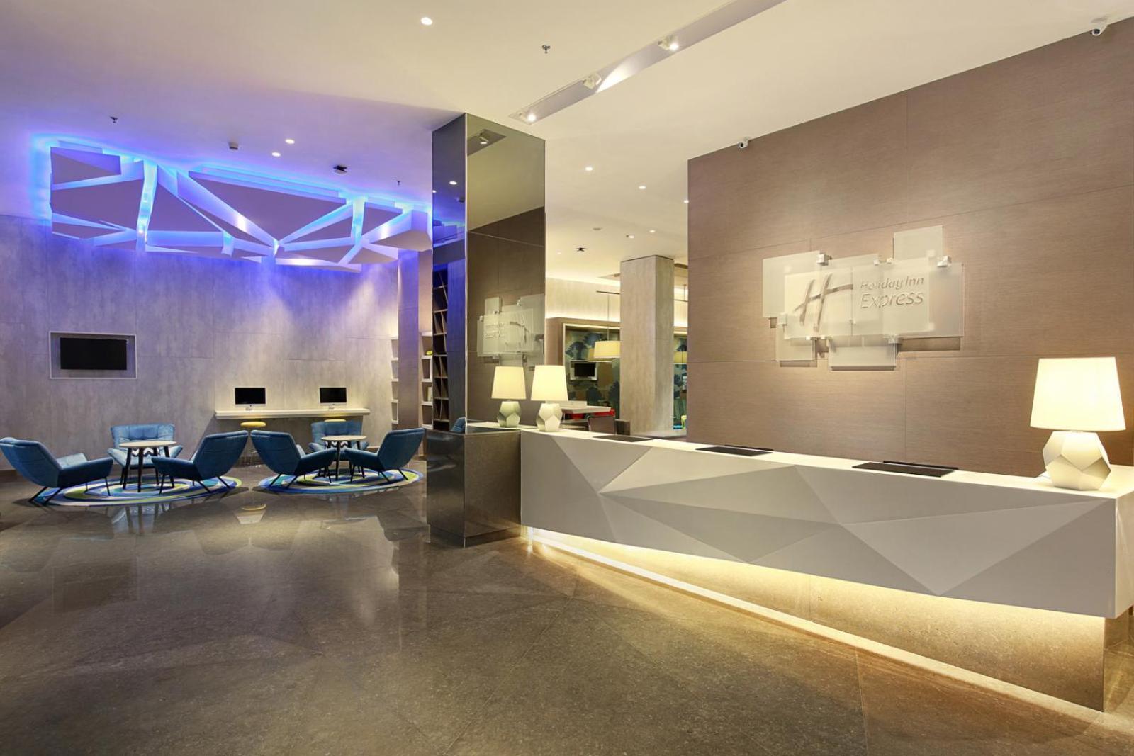 Holiday Inn Express Jakarta Wahid Hasyim By Ihg Kültér fotó