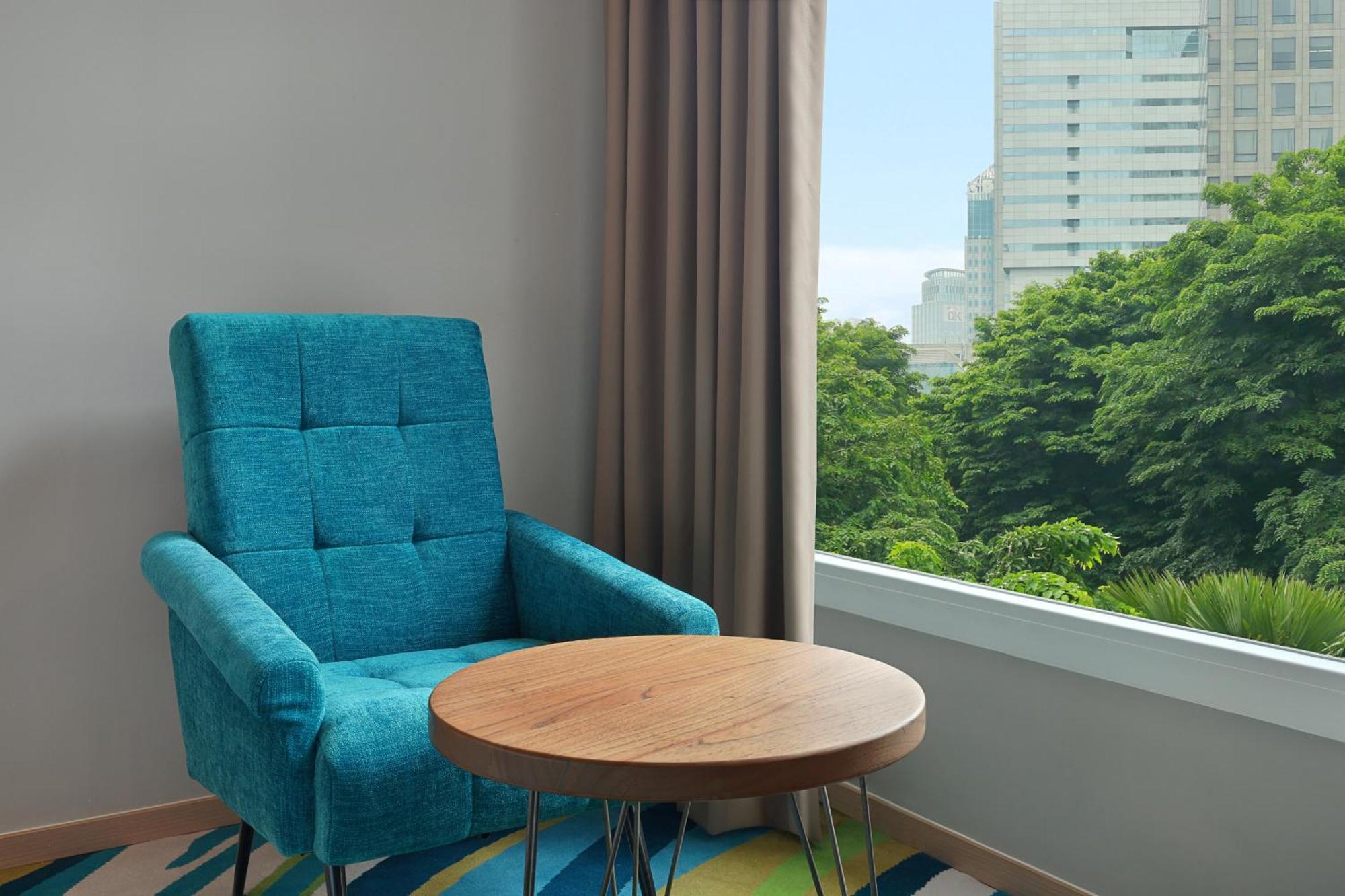 Holiday Inn Express Jakarta Wahid Hasyim By Ihg Kültér fotó
